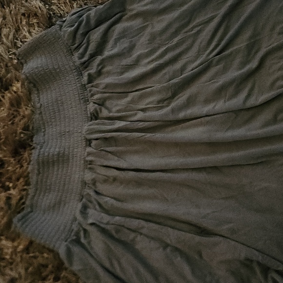 H&M Skirt - Picture 1 of 3